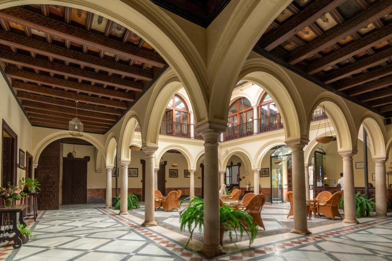 Palacio Marques De La Gomera Осуна Экстерьер фото