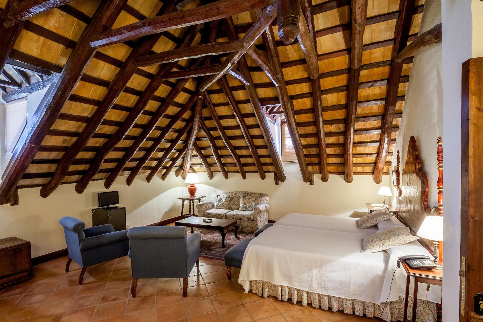 Palacio Marques De La Gomera Осуна Экстерьер фото